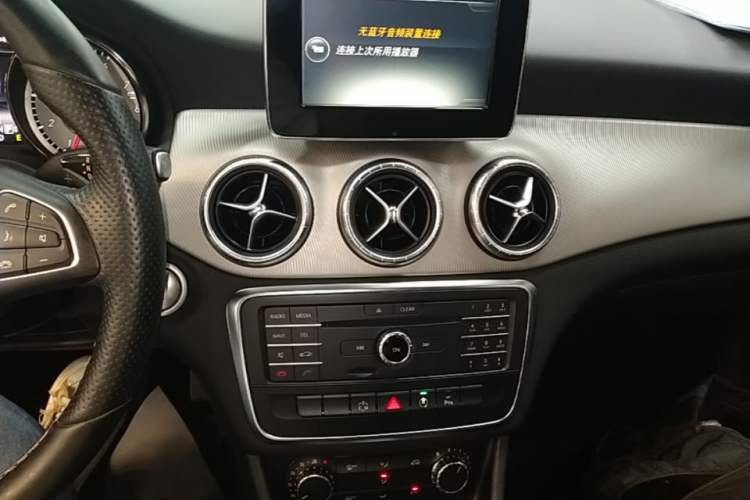Used Mercedes-Benz CLA 2015 CLA 200 Audio And AC Panel