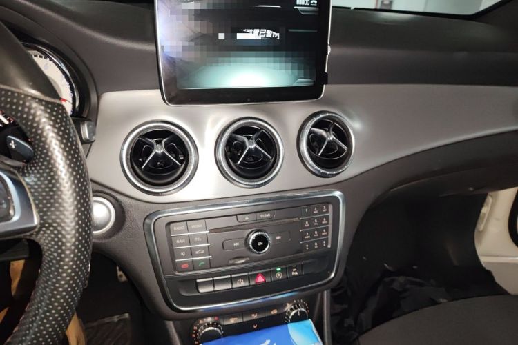 Used Mercedes-Benz CLA 2015 CLA 220 4MATIC Audio And AC Panel