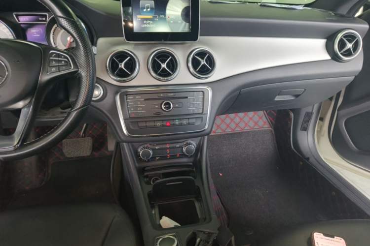 Used Mercedes-Benz CLA 2015 CLA 200 Audio And AC Panel