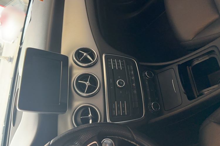 Used Mercedes-Benz CLA 2015 CLA 200 Audio And AC Panel