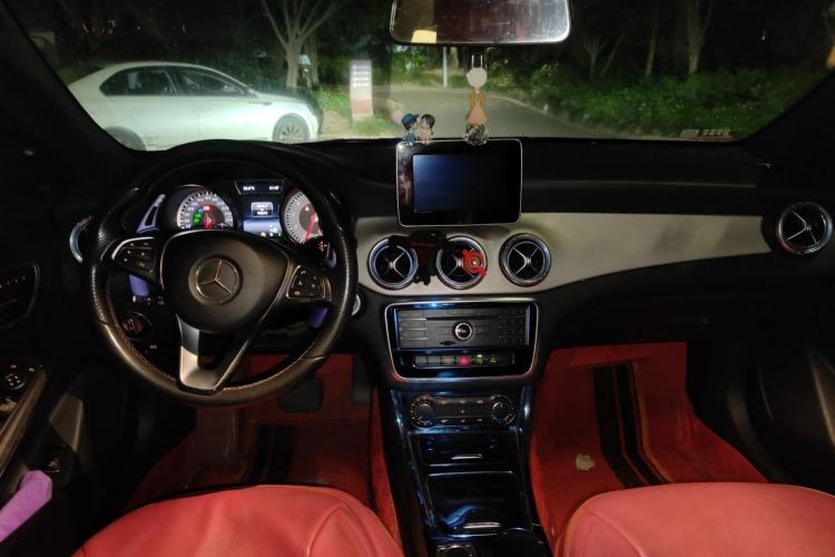 Used Mercedes-Benz CLA 2015 CLA 200 Center Console