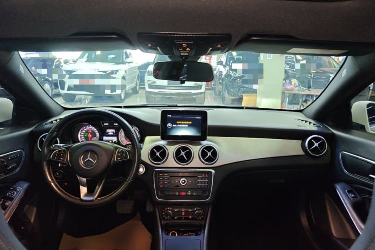 Used Mercedes-Benz CLA 2015 CLA 200 Center Console