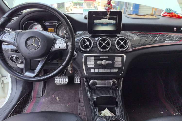 Used Mercedes-Benz CLA 2015 CLA 200 Center Console