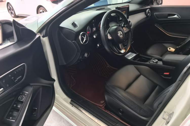 Used Mercedes-Benz CLA 2015 CLA 200 Driver Seat