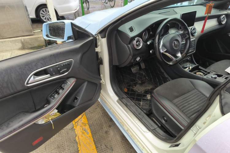 Used Mercedes-Benz CLA 2015 CLA 220 4MATIC Driver Seat