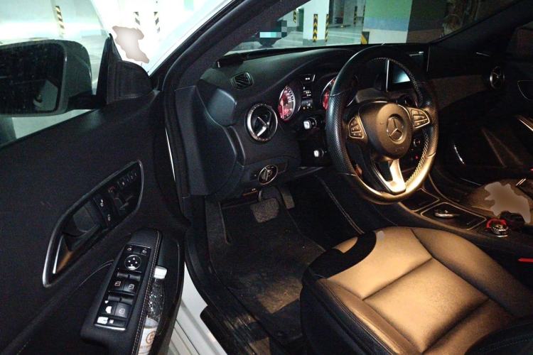 Used Mercedes-Benz CLA 2015 CLA 200 Driver Seat