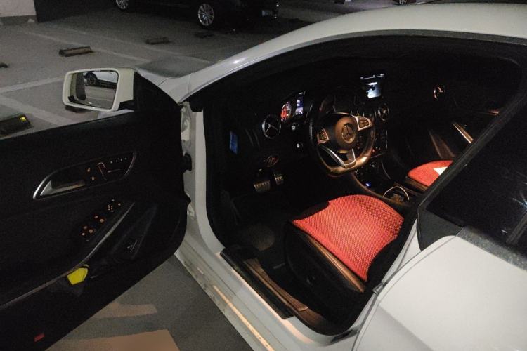 Used Mercedes-Benz CLA 2015 CLA 220 4MATIC Driver Seat