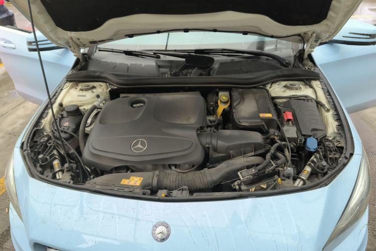 Used Mercedes-Benz CLA 2015 CLA 220 4MATIC Engine Bay