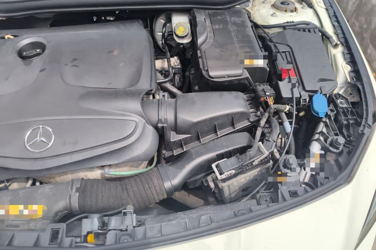 Used Mercedes-Benz CLA 2015 CLA 200 Engine Bay Left