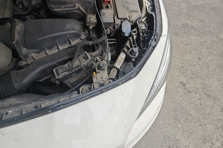 Used Mercedes-Benz CLA 2015 CLA 220 4MATIC Engine Bay Left