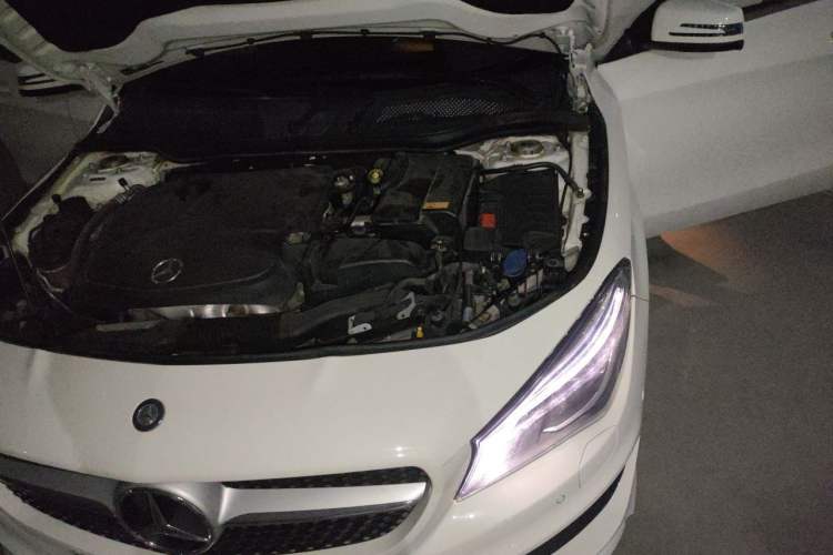 Used Mercedes-Benz CLA 2015 CLA 220 4MATIC Engine Bay Left