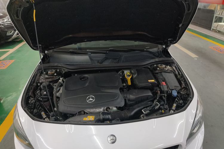 Used Mercedes-Benz CLA 2015 CLA 200 Engine Bay