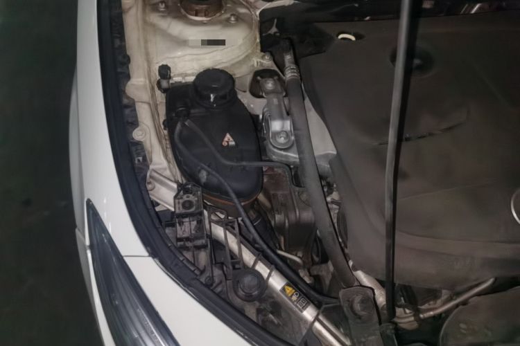 Used Mercedes-Benz CLA 2015 CLA 200 Engine Bay Right