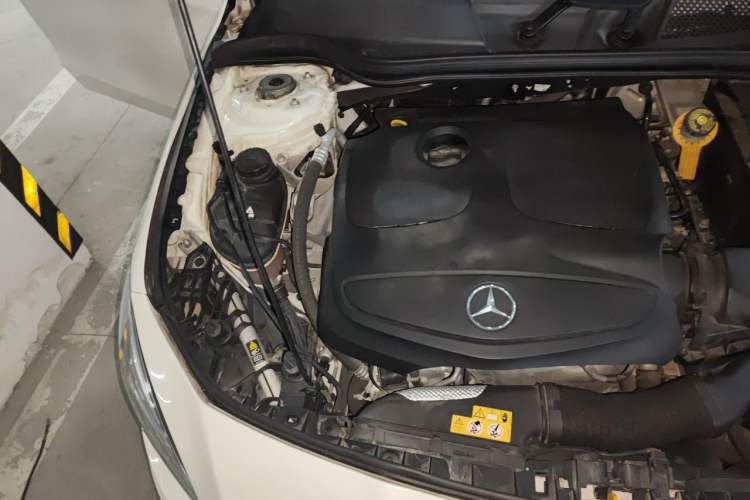 Used Mercedes-Benz CLA 2015 CLA 220 4MATIC Engine Bay Right