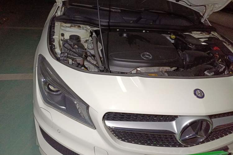 Used Mercedes-Benz CLA 2015 CLA 220 4MATIC Engine Bay Right