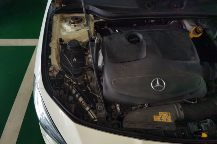 Used Mercedes-Benz CLA 2015 CLA 200 Engine Bay Right