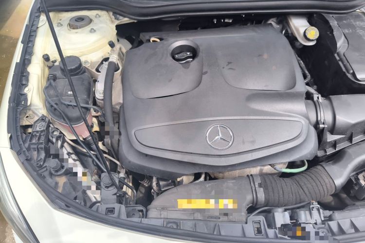 Used Mercedes-Benz CLA 2015 CLA 200 Engine Bay Right