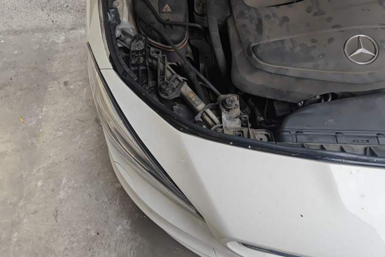Used Mercedes-Benz CLA 2015 CLA 220 4MATIC Engine Bay Right