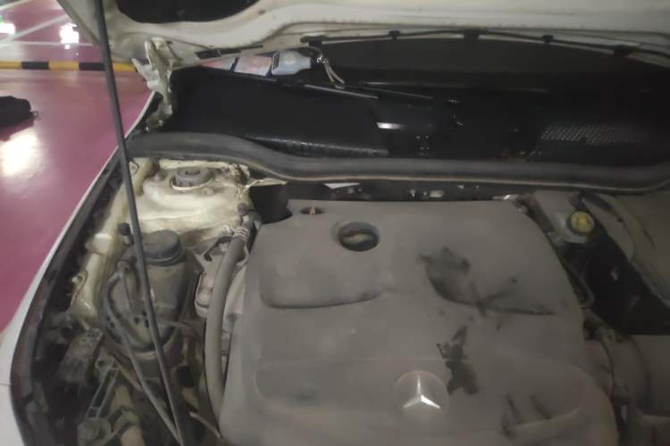 Used Mercedes-Benz CLA 2015 CLA 220 4MATIC Engine Bay Right