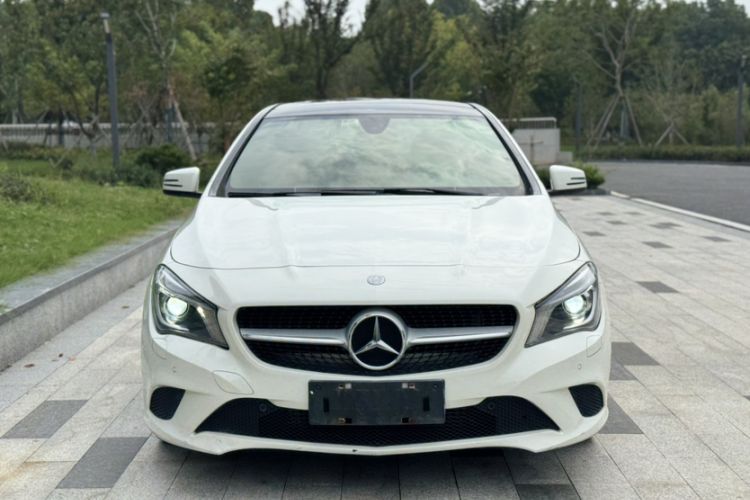 Used Mercedes-Benz CLA 2015 CLA 200 Exterior 1