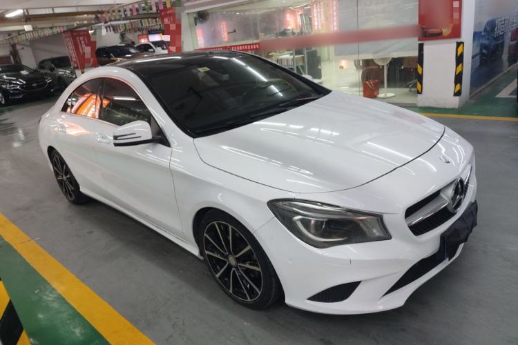 Used Mercedes-Benz CLA 2015 CLA 200 Exterior 2