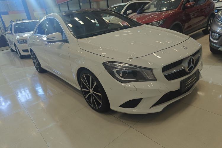 Used Mercedes-Benz CLA 2015 CLA 200 Exterior 2