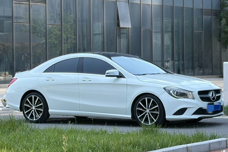 Used Mercedes-Benz CLA 2015 CLA 200 Exterior 4