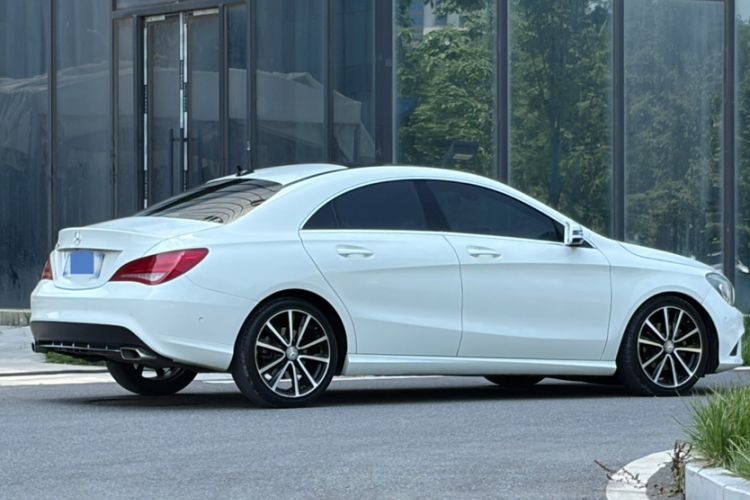 Used Mercedes-Benz CLA 2015 CLA 200 Exterior 5