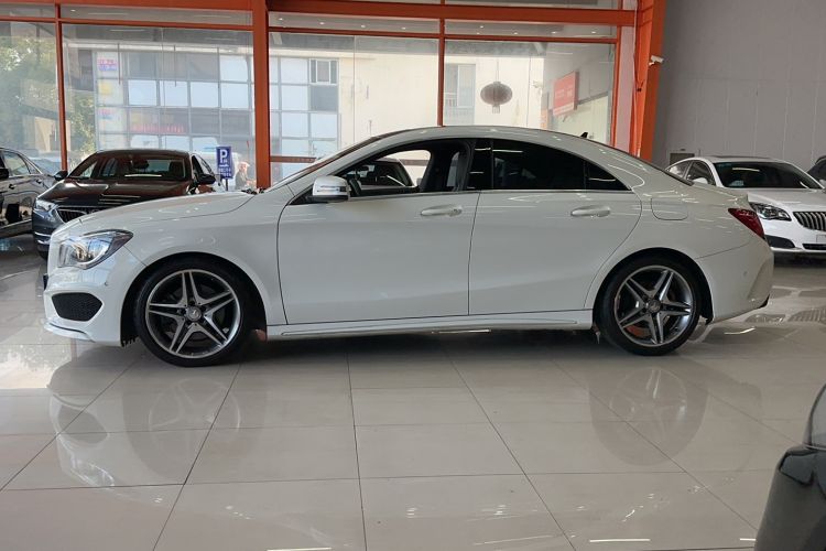 Used Mercedes-Benz CLA 2015 CLA 220 4MATIC Exterior 5