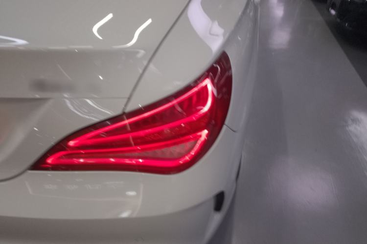 Used Mercedes-Benz CLA 2015 CLA 220 4MATIC Exterior 6