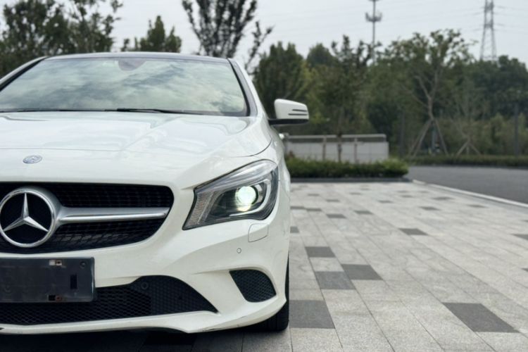 Used Mercedes-Benz CLA 2015 CLA 200 Exterior 6