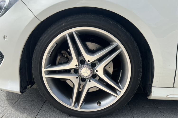 Used Mercedes-Benz CLA 2015 CLA 220 4MATIC Exterior 8