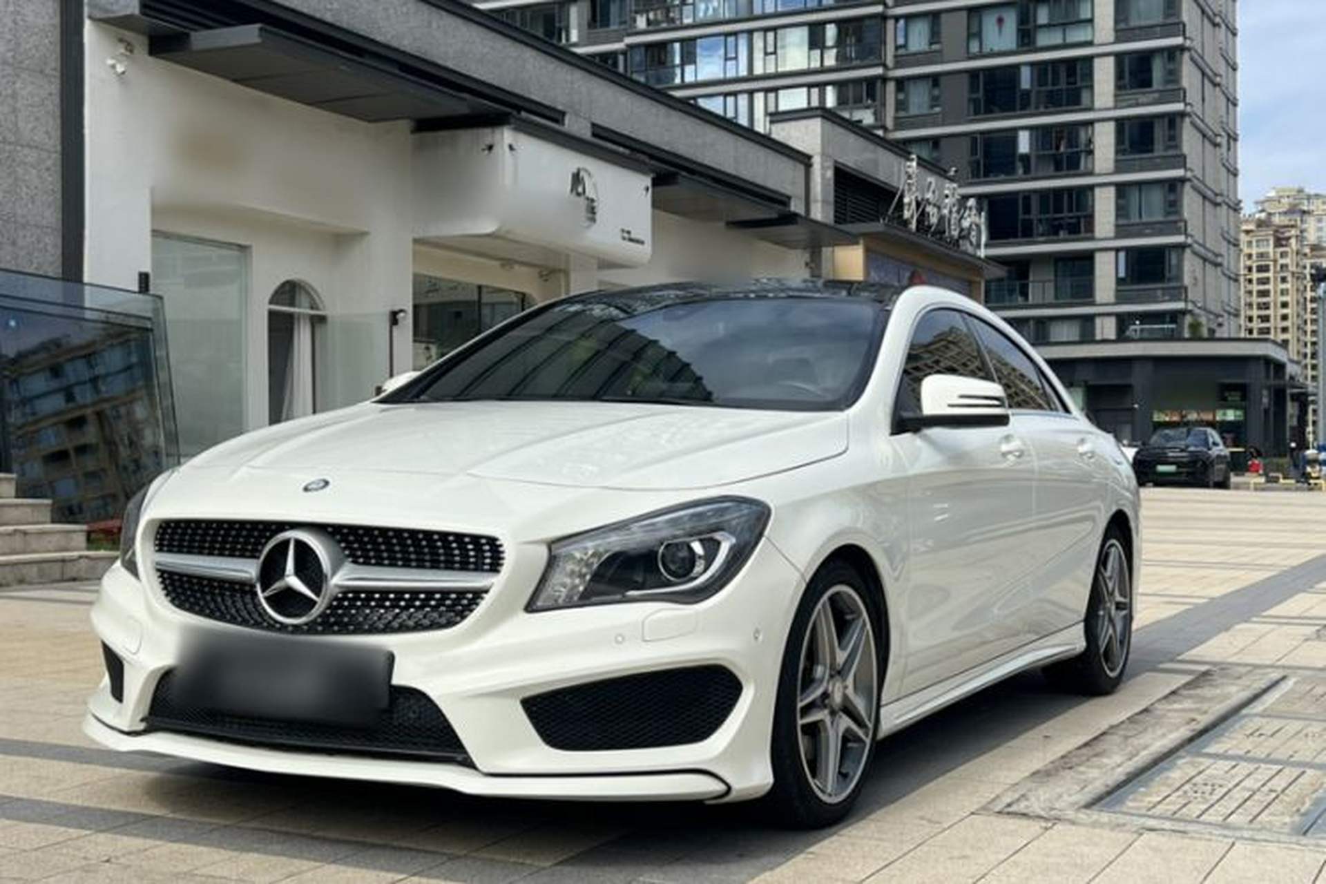 Used Mercedes-Benz CLA 2015 CLA 220 4MATIC Front Left 45 Deg
