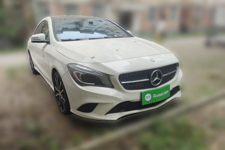 Used Mercedes-Benz CLA 2015 CLA 200 Front Right 45 Deg