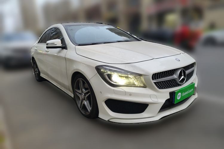 Used Mercedes-Benz CLA 2015 CLA 220 4MATIC Front Right 45 Deg