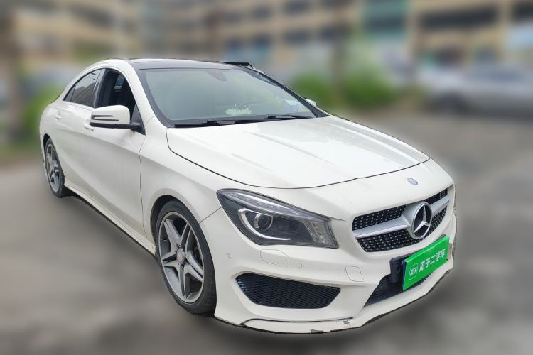 Used Mercedes-Benz CLA 2015 CLA 220 4MATIC Front Right 45 Deg