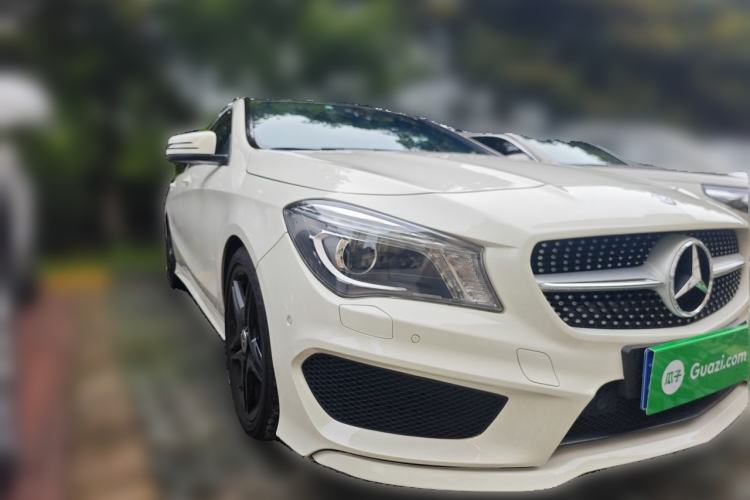 Used Mercedes-Benz CLA 2015 CLA 220 4MATIC Front Right 45 Deg