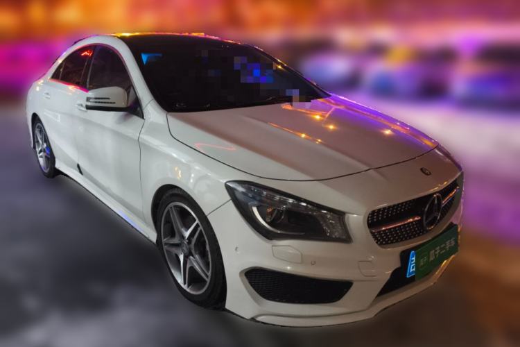 Used Mercedes-Benz CLA 2015 CLA 220 4MATIC Front Right 45 Deg