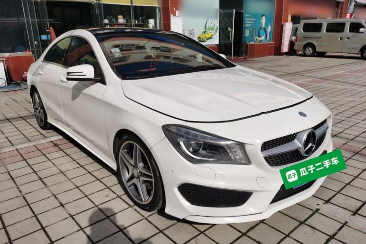 Used Mercedes-Benz CLA 2015 CLA 220 4MATIC Front Right 45 Deg