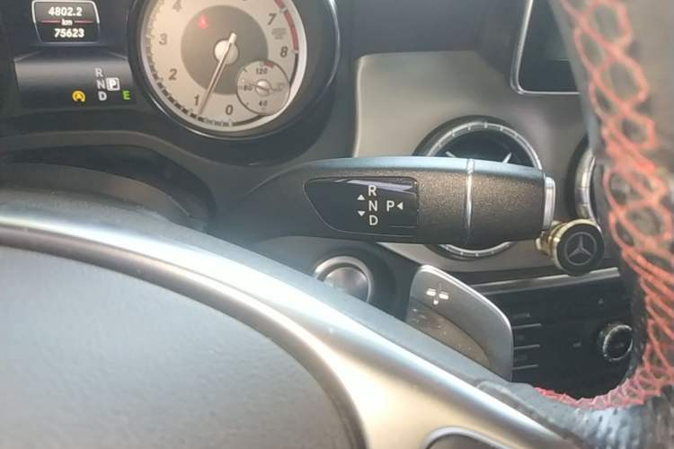 Used Mercedes-Benz CLA 2015 CLA 220 4MATIC Gear Lever