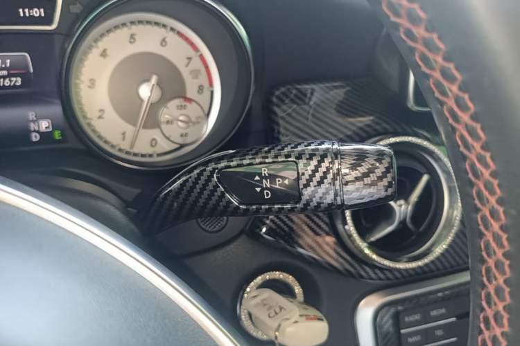 Used Mercedes-Benz CLA 2015 CLA 220 4MATIC Gear Lever