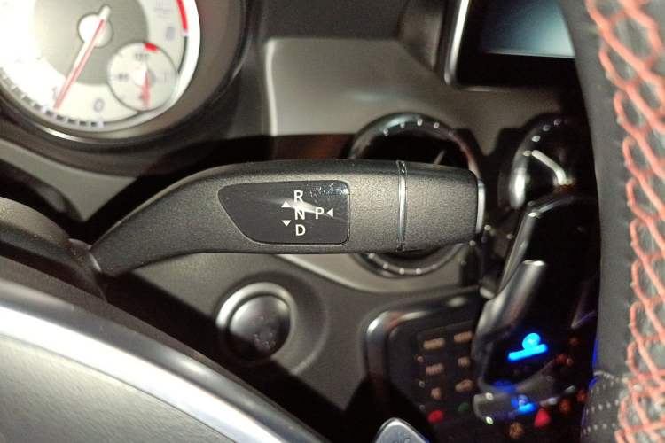 Used Mercedes-Benz CLA 2015 CLA 220 4MATIC Gear Lever
