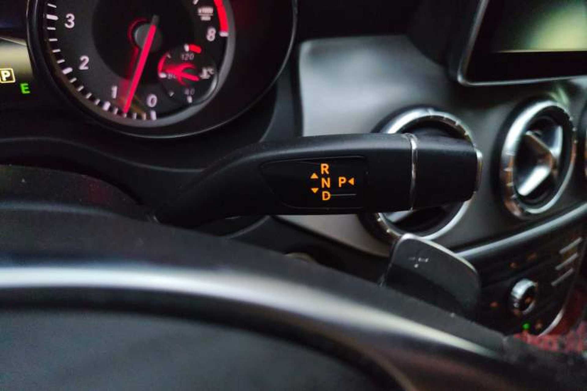 Used Mercedes-Benz CLA 2015 CLA 220 4MATIC Gear Lever