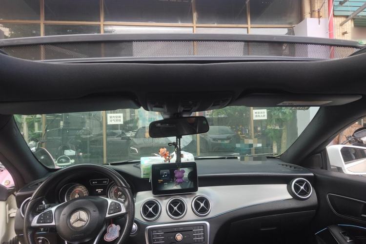 Used Mercedes-Benz CLA 2015 CLA 220 4MATIC Headliner