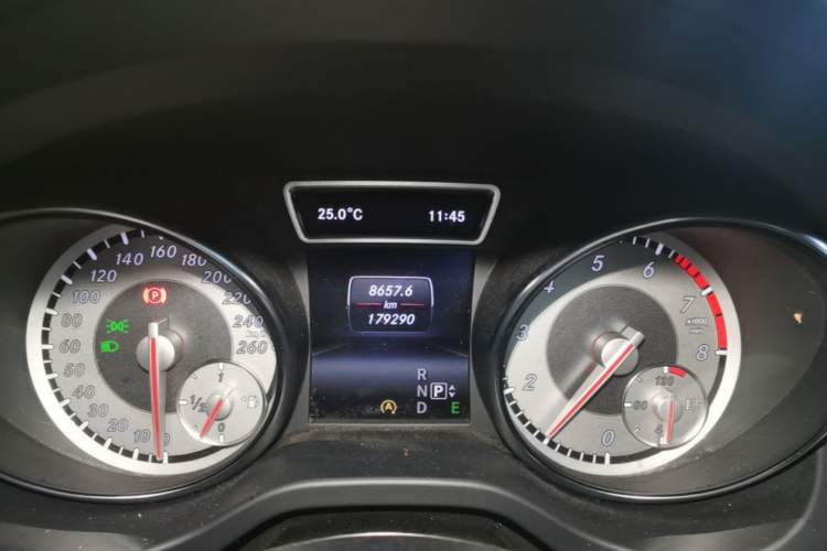 Used Mercedes-Benz CLA 2015 CLA 220 4MATIC Instrument Cluster