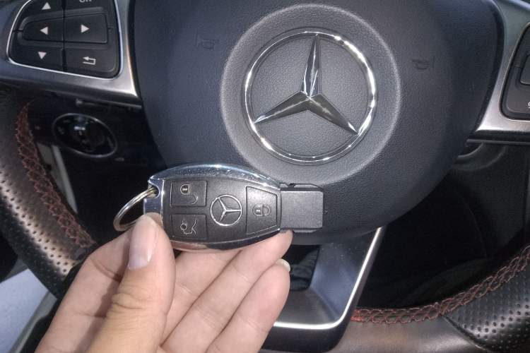 Used Mercedes-Benz CLA 2015 CLA 220 4MATIC Interior 1