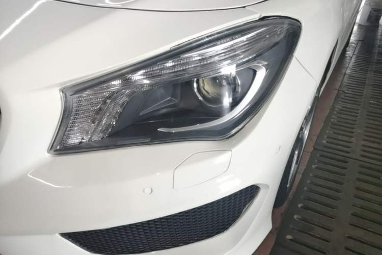 Used Mercedes-Benz CLA 2015 CLA 220 4MATIC Left Front Headlight