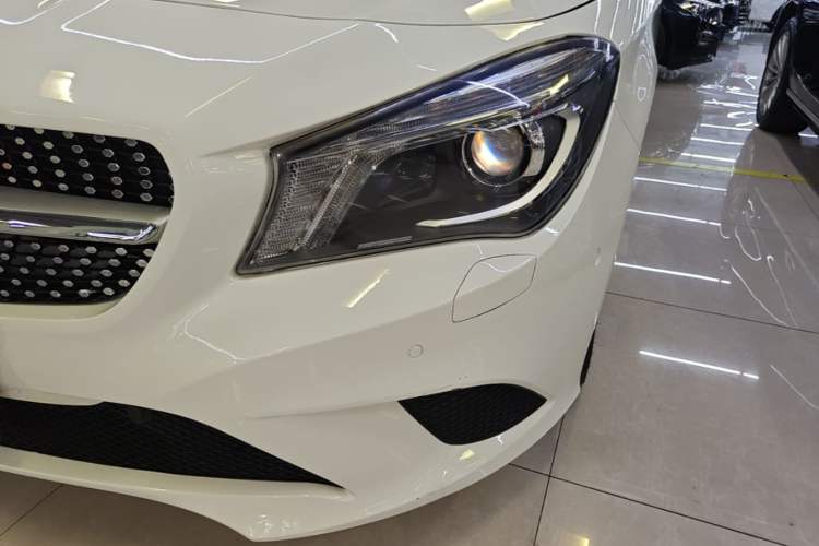 Used Mercedes-Benz CLA 2015 CLA 200 Left Front Headlight