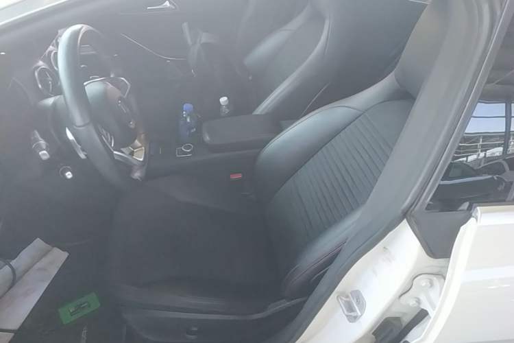 Used Mercedes-Benz CLA 2015 CLA 220 4MATIC Left Front Seat