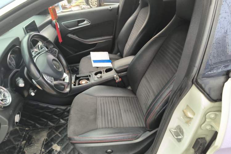 Used Mercedes-Benz CLA 2015 CLA 220 4MATIC Left Front Seat